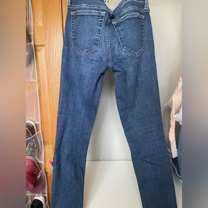 Joes jeans. Used. Skinny size 28. Frayed hem.
